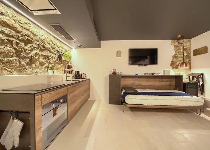 Bastinica Krk Ap 1, Oldtown, Citycenter